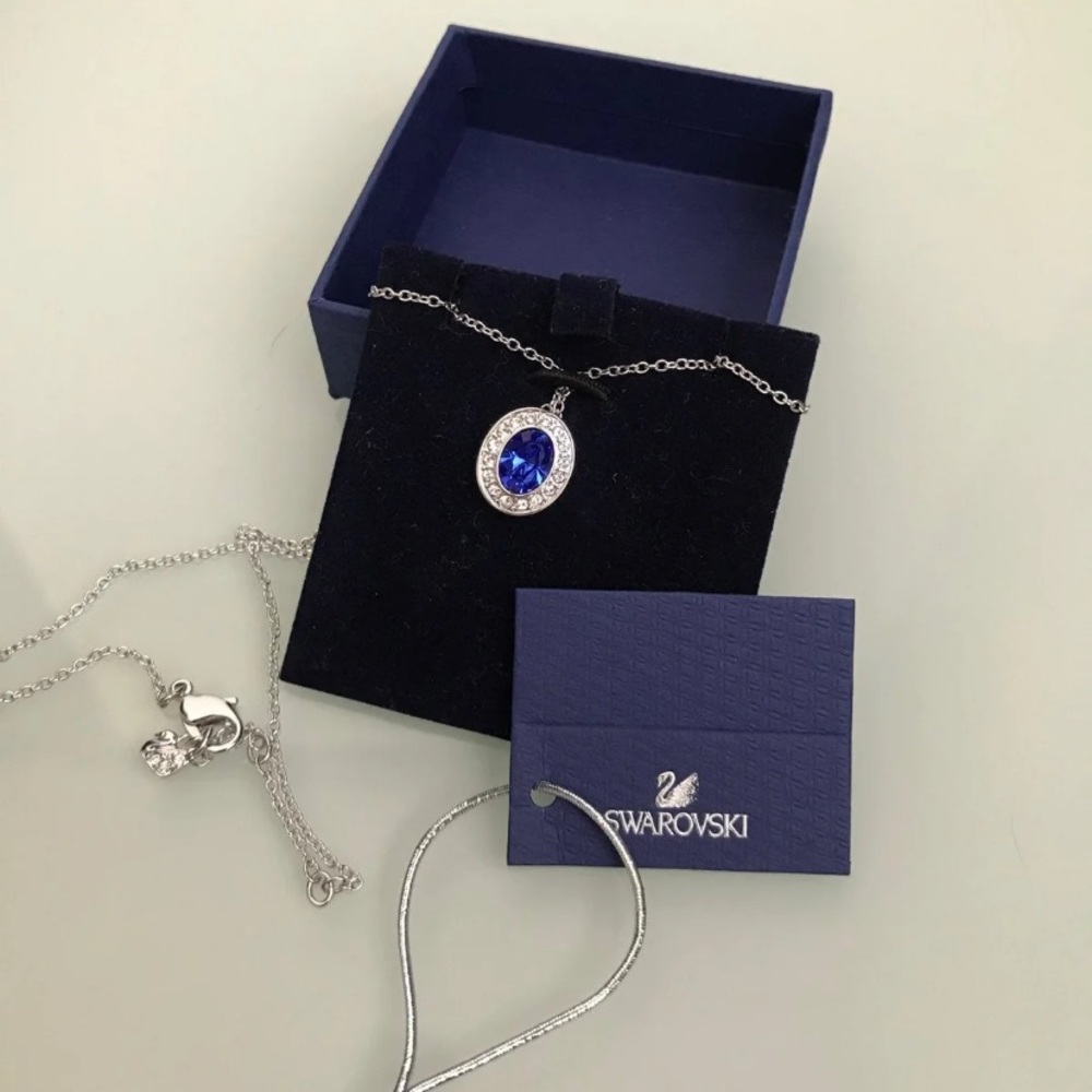 Swarovski Oval Blue Saphire Neckless